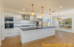 8 Hindmarsh Esplanade, Dubbo, NSW 2830