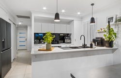31 Sandover Circuit, Holmview, Qld 4207