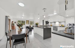 17 Walbrook Drive, Vermont South, Vic 3133