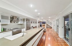 12 Tenerife Boulevard, Hillarys, WA 6025
