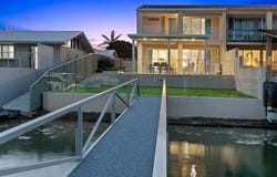 2/33 Mooloolah Drive, Minyama, Qld 4575