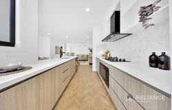 7 Queensborough Road, Kalkallo, Vic 3064