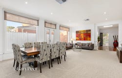15 Fairfield Grove, Caulfield South, Vic 3162
