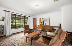1 Garland Road, Roleystone, WA 6111