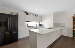 3 Anderson Court, Rural View, Qld 4740