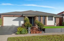 44 Hartney Avenue, Mickleham, Vic 3064