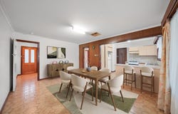 4 Spring Drive, Hoppers Crossing, Vic 3029