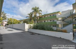 4/13 Milton Place, Orelia, WA 6167
