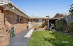 1 & 2/328 Spring Street, Kearneys Spring, Qld 4350