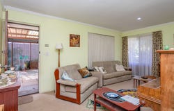 11 Townsend Street, Armadale, WA 6112