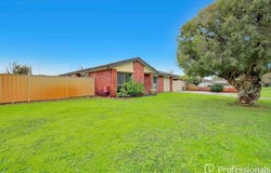 16 Stockman Way, Cannington, WA 6107