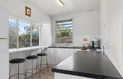 8 Gordon Street, Mount Morgan, Qld 4714