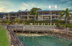 5/36 Coral Esplanade, Cannonvale, Qld 4802