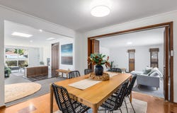 1 Dunsmore Road, Highton, Vic 3216