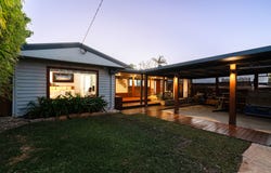 10 Brooke Avenue, Southport, Qld 4215