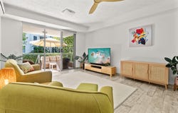 213/64 Sickle Avenue, Hope Island, Qld 4212