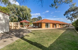6 McPherson Place, Werribee, Vic 3030