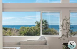 64 Ocean View Parade, Caves Beach, NSW 2281