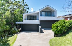 8B Woodalla Way, Narrawallee, NSW 2539