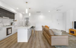 4/130 Eugaree Street, Southport, Qld 4215