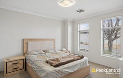 16/27 Barfield Road, Hammond Park, WA 6164