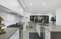9 Harmony Street, Calamvale, Qld 4116