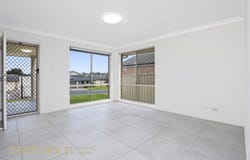 27B Theseus Circuit, Rosemeadow, NSW 2560