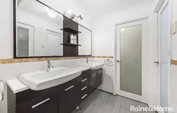 13 Lillyvicks Crescent, Ambarvale, NSW 2560