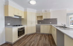 21 Ravenscourt Street, Centenary Heights, Qld 4350