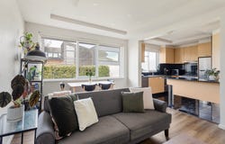 5/1B Regent Street, Elsternwick, Vic 3185