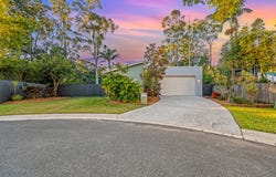 27 Elouera Close, Landsborough, Qld 4550