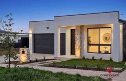 28 Pat Lovell Crescent, Whitlam, ACT 2611