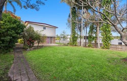 21 Grevillea Drive, Varsity Lakes, Qld 4227
