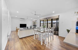 8 Becker Street, Kirkwood, Qld 4680