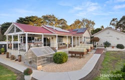2024 Willow Grove Road, Hill End, Vic 3825