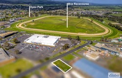 32 Bell Street, Moe, Vic 3825