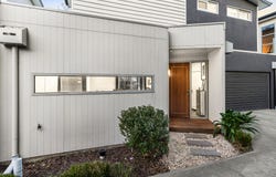 2/6 Page Street, Cheltenham, Vic 3192