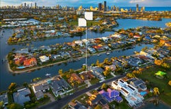 21 Drayton Terrace, Mermaid Waters, Qld 4218