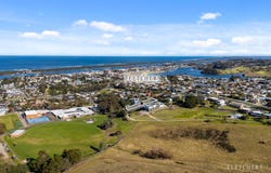 17 Outlook Avenue, Lakes Entrance, Vic 3909