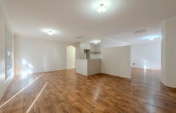2/4 Humphry Street, St James, WA 6102