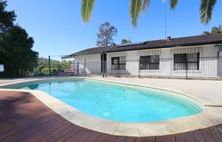 13 Lexington Drive, Worongary, Qld 4213