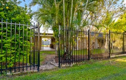 7 Lachlan Court, Helensvale, Qld 4212