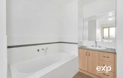 17 Oakwood Circuit, Munno Para West, SA 5115
