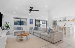6 Gilgandra Close, Reedy Creek, Qld 4227