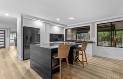 132 Blackwall Road, Chuwar, Qld 4306