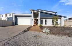 28 Marina Drive, Port Vincent, SA 5581