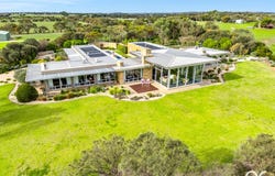 96 & 176 Thorpe Road, Clayton Bay, SA 5256