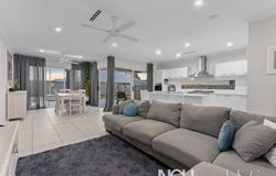 55 Langland Circuit, Walloon, Qld 4306