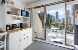 521/22 View Avenue, Surfers Paradise, Qld 4217