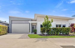 274/1 Latitude Boulevard, Nikenbah, Qld 4655